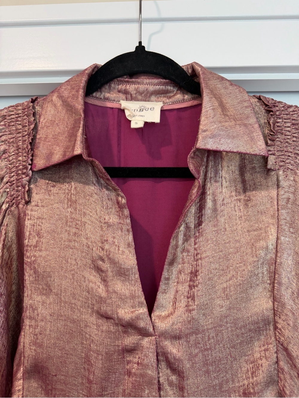 Umgee Metallic Rose Long Sleeve Collared Dress Size Small - Picture 2 of 7